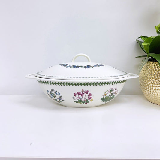 Portmeirion BG Oval Covered Casserole 15 inch (CHN)