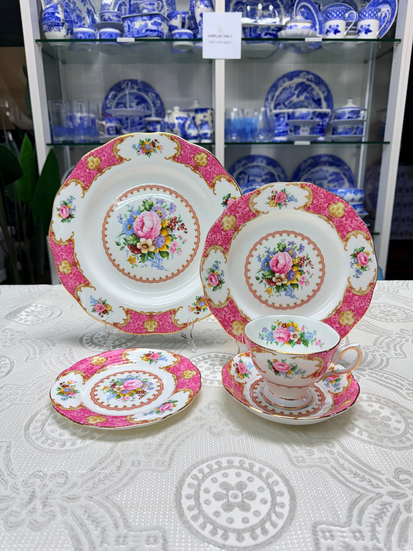 Royal Albert Carlyle Collection