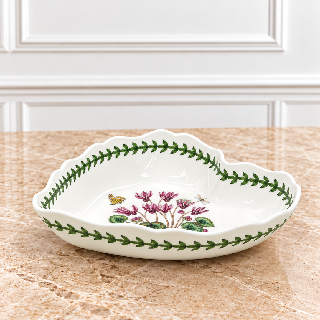 Portmeirion BG Scalloped Edge Heart Shaped Dish (CHN)