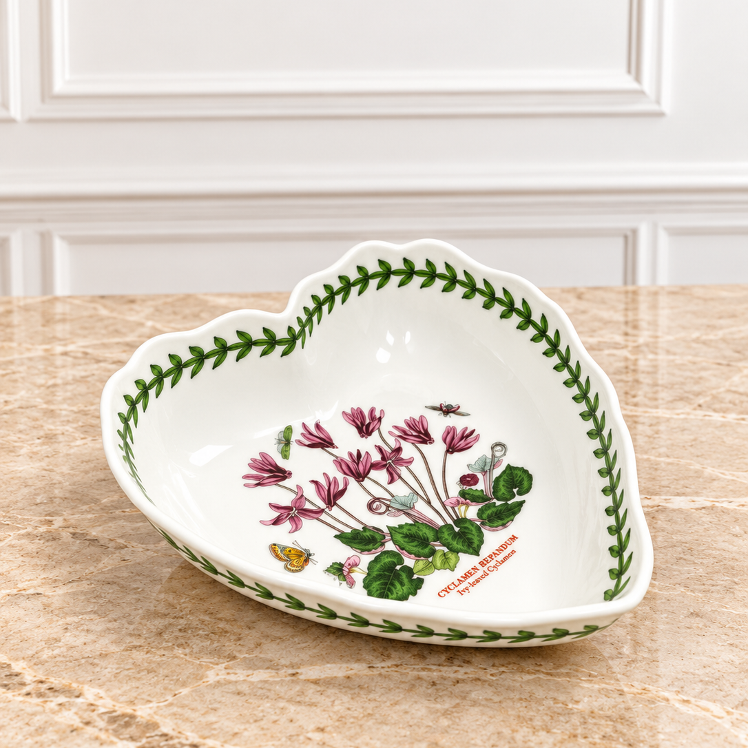Portmeirion BG Scalloped Edge Heart Shaped Dish (CHN)