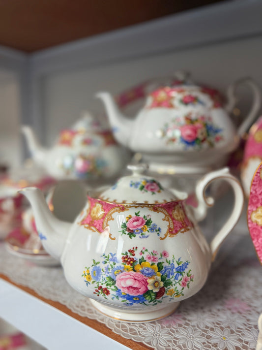 Royal Albert Carlyle Collection